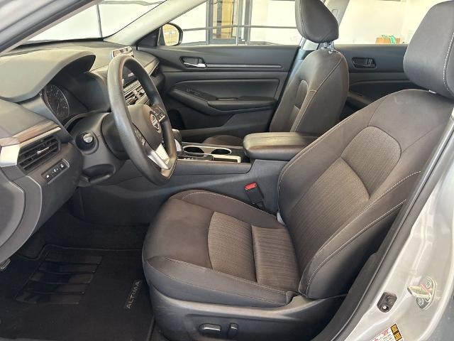 2024 Nissan Altima 2.5 SV Sedan