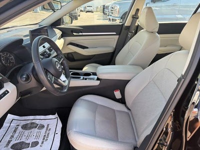 2024 Nissan Altima 2.5 SL AWD Sedan