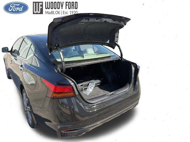 2024 Nissan Altima 2.5 SL AWD Sedan