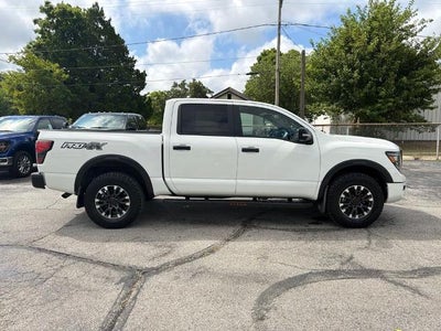 2023 Nissan Titan 4x4 Crew Cab PRO-4X