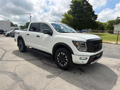 2023 Nissan Titan 4x4 Crew Cab PRO-4X