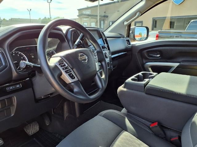 2022 Nissan Titan 4x2 Crew Cab SV