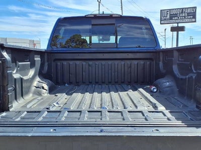 2022 Nissan Titan 4x2 Crew Cab SV