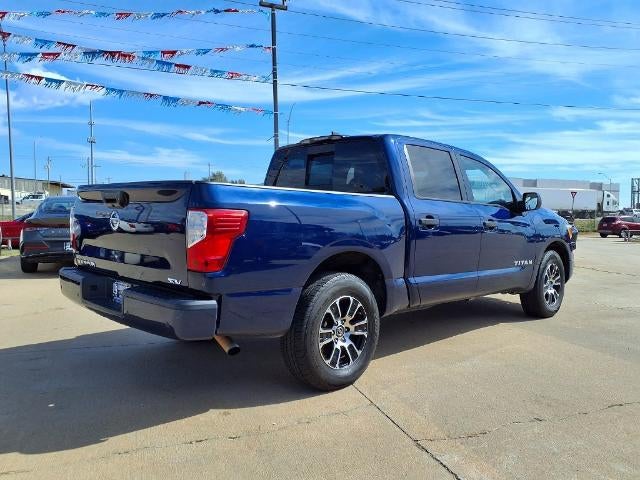 2022 Nissan Titan 4x2 Crew Cab SV
