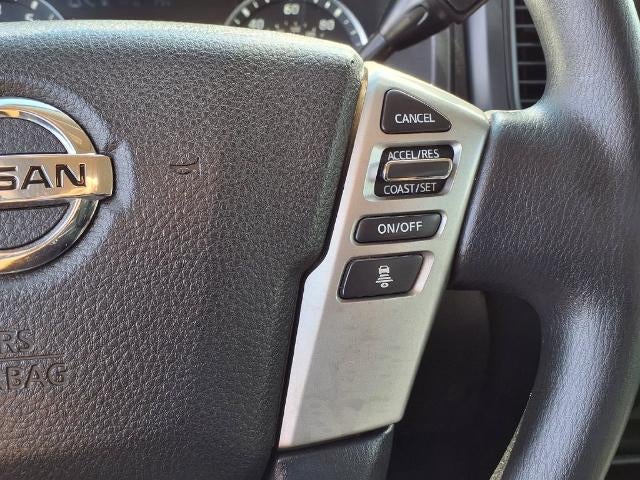 2022 Nissan Titan 4x2 Crew Cab SV