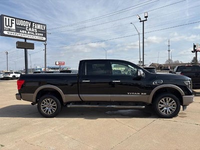 2016 Nissan Titan XD 4WD Crew Cab Platinum Reserve Diesel