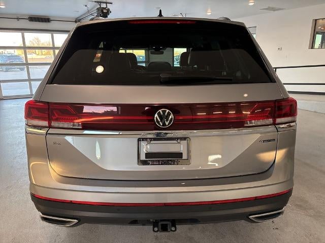 2024 Volkswagen Atlas 2.0T SE w/Technology 4MOTION