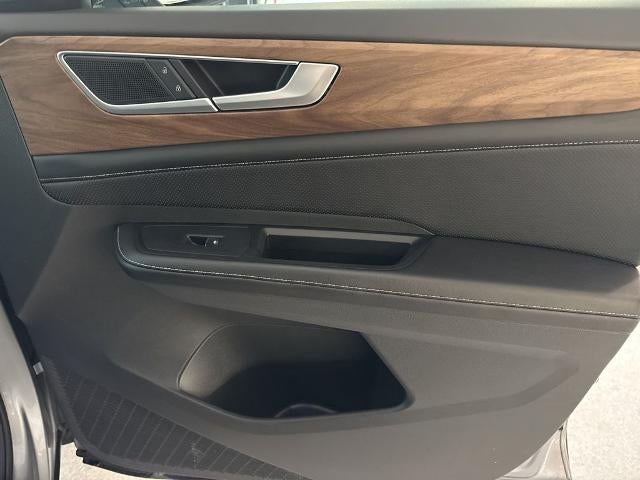 2024 Volkswagen Atlas 2.0T SE w/Technology 4MOTION