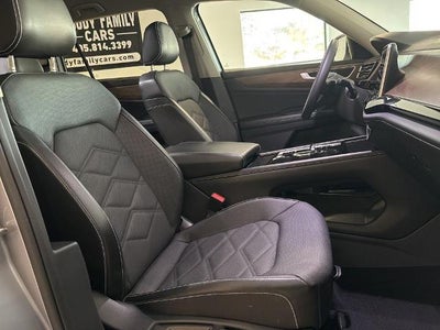 2024 Volkswagen Atlas 2.0T SE w/Technology 4MOTION