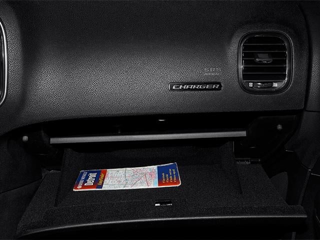 2013 Dodge Charger 4dr Sdn SXT RWD