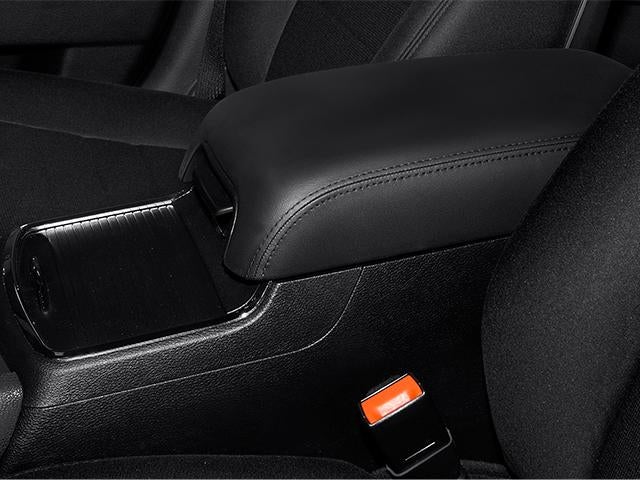 2013 Dodge Charger 4dr Sdn SXT RWD
