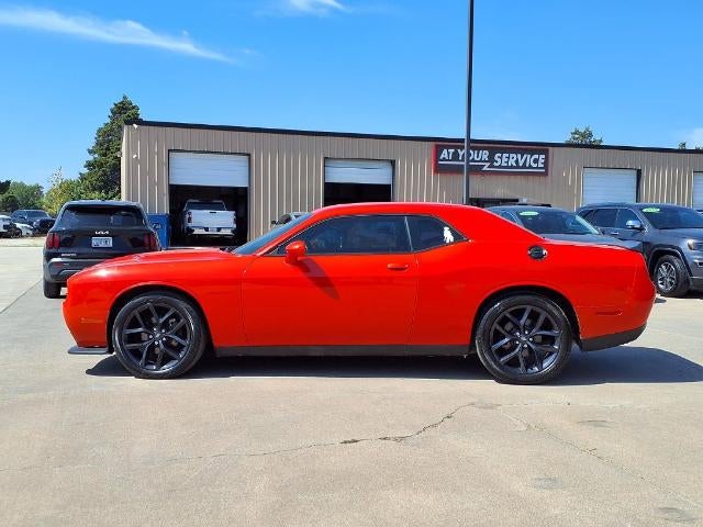 2021 Dodge Challenger SXT RWD
