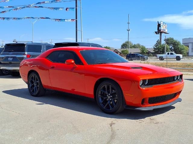 2021 Dodge Challenger SXT RWD