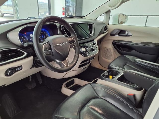 2022 Chrysler Pacifica Touring L FWD