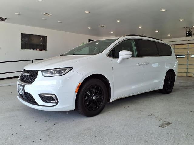 2022 Chrysler Pacifica Touring L FWD