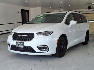 2022 Chrysler Pacifica Touring L FWD