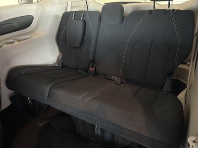 2023 Chrysler Voyager LX FWD