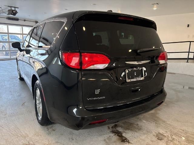 2023 Chrysler Voyager LX FWD