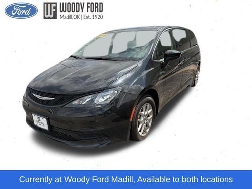 2023 Chrysler Voyager LX FWD