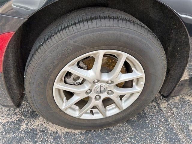 2023 Chrysler Voyager LX FWD