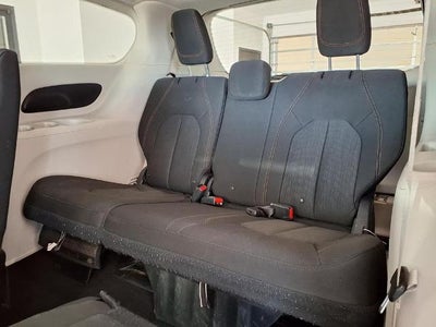 2017 Chrysler Pacifica Touring FWD