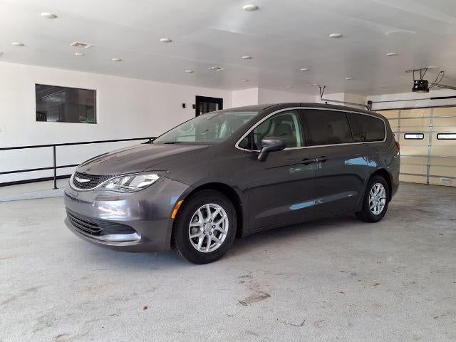 2017 Chrysler Pacifica Touring FWD