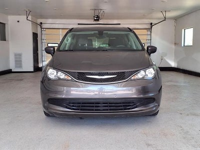 2017 Chrysler Pacifica Touring FWD