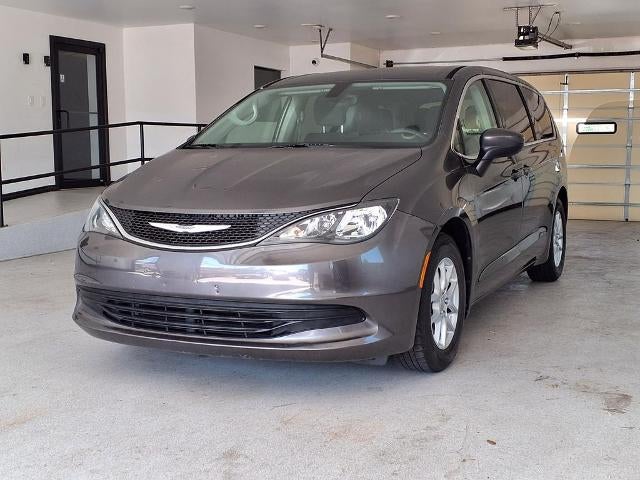 2017 Chrysler Pacifica Touring FWD