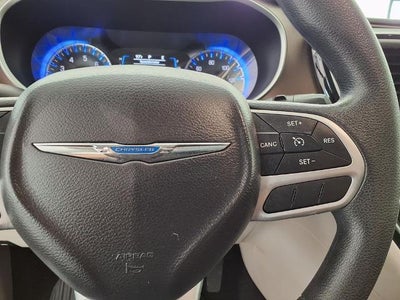 2017 Chrysler Pacifica Touring FWD