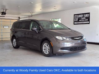 2017 Chrysler Pacifica Touring FWD