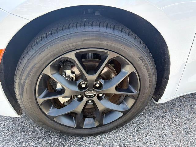 2025 Chrysler Pacifica Limited FWD