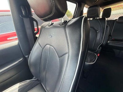2025 Chrysler Pacifica Limited FWD