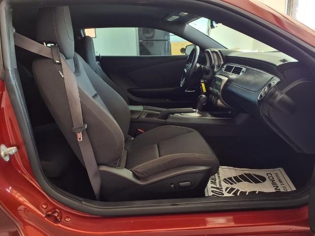 2015 Chevrolet Camaro 2dr Cpe LT w/1LT