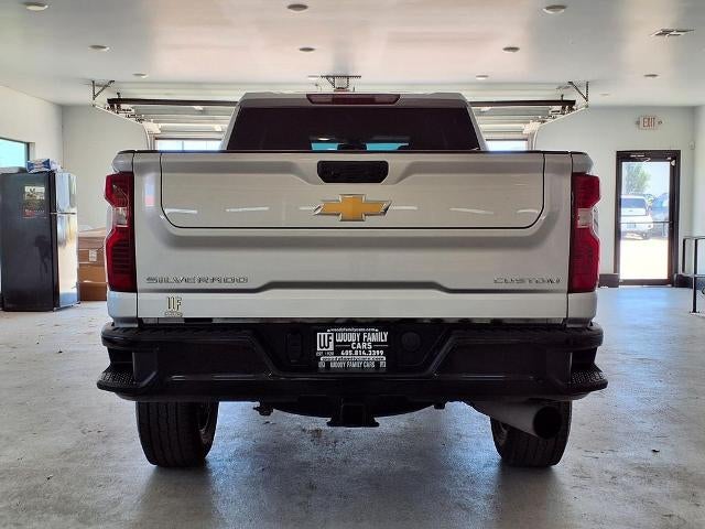 2022 Chevrolet Silverado 2500 HD Crew Cab Standard Box 4-Wheel Drive Custom