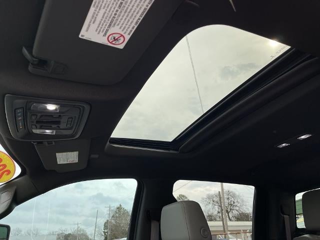 2022 Chevrolet Silverado 2500 HD Crew Cab Standard Box 4-Wheel Drive LTZ