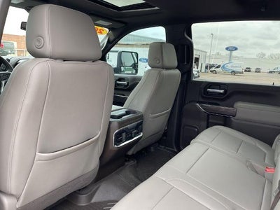 2022 Chevrolet Silverado 2500 HD Crew Cab Standard Box 4-Wheel Drive LTZ