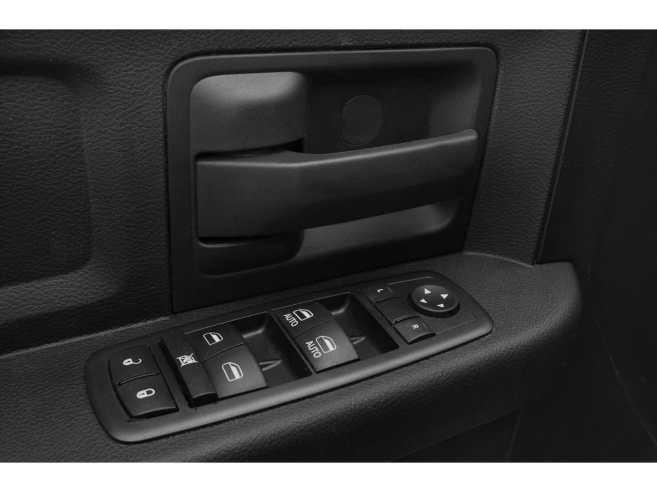 2018 RAM 5500 Chassis Cab Tradesman 4x2 Crew Cab 84" CA 197.4" WB