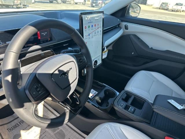 2025 Ford Mustang Mach-E Premium RWD