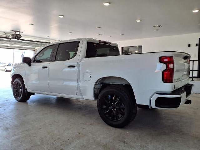 2022 Chevrolet Silverado 1500 Crew Cab Short Box 2-Wheel Drive Custom