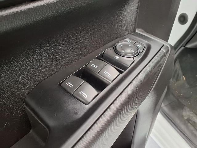 2022 Chevrolet Silverado 1500 Crew Cab Short Box 2-Wheel Drive Custom
