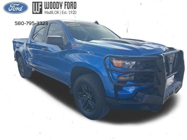 2022 Chevrolet Silverado 1500 Crew Cab Short Box 4-Wheel Drive Custom Trail Boss