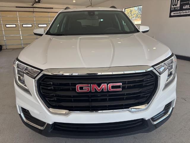 2024 GMC Terrain FWD 4dr SLE