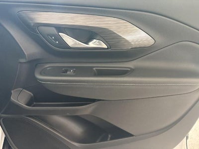 2024 GMC Terrain FWD 4dr SLE