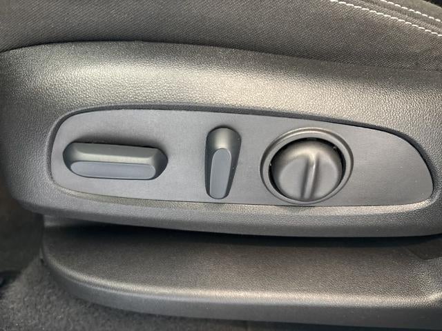 2024 GMC Terrain FWD 4dr SLE