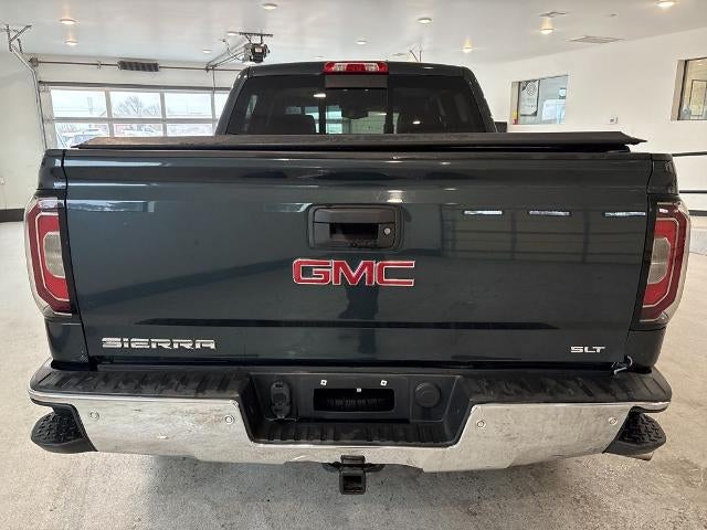 2017 GMC Sierra 1500 Crew Cab Short Box 4-Wheel Drive SLT