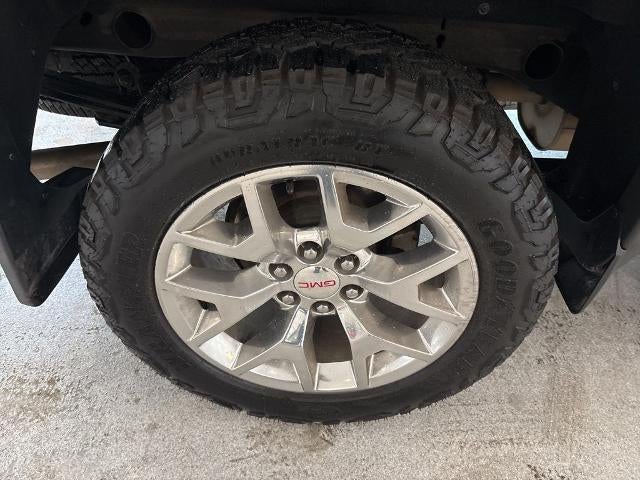 2017 GMC Sierra 1500 Crew Cab Short Box 4-Wheel Drive SLT