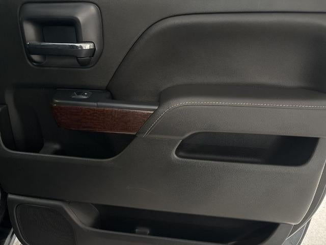 2017 GMC Sierra 1500 Crew Cab Short Box 4-Wheel Drive SLT