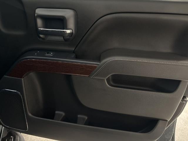 2017 GMC Sierra 1500 Crew Cab Short Box 4-Wheel Drive SLT