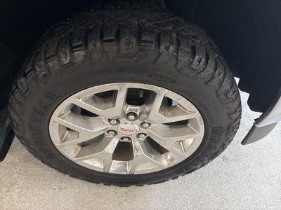 2017 GMC Sierra 1500 Crew Cab Short Box 4-Wheel Drive SLT