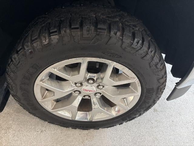 2017 GMC Sierra 1500 Crew Cab Short Box 4-Wheel Drive SLT